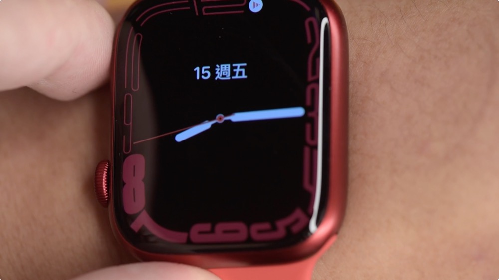 Apple Watch Series 7 蘋果 手錶 開箱 評測 測評 測試 健康 紅色 product red 電子鎖 Apple Pay 發票 載具 導航 應用 購買 心得